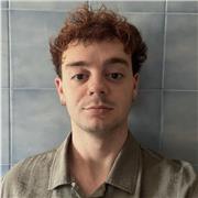 Estudiante de psicología con título de inglés y más de 1 año de experiencia dando clase.